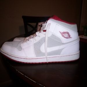 Jordan 1 Hare